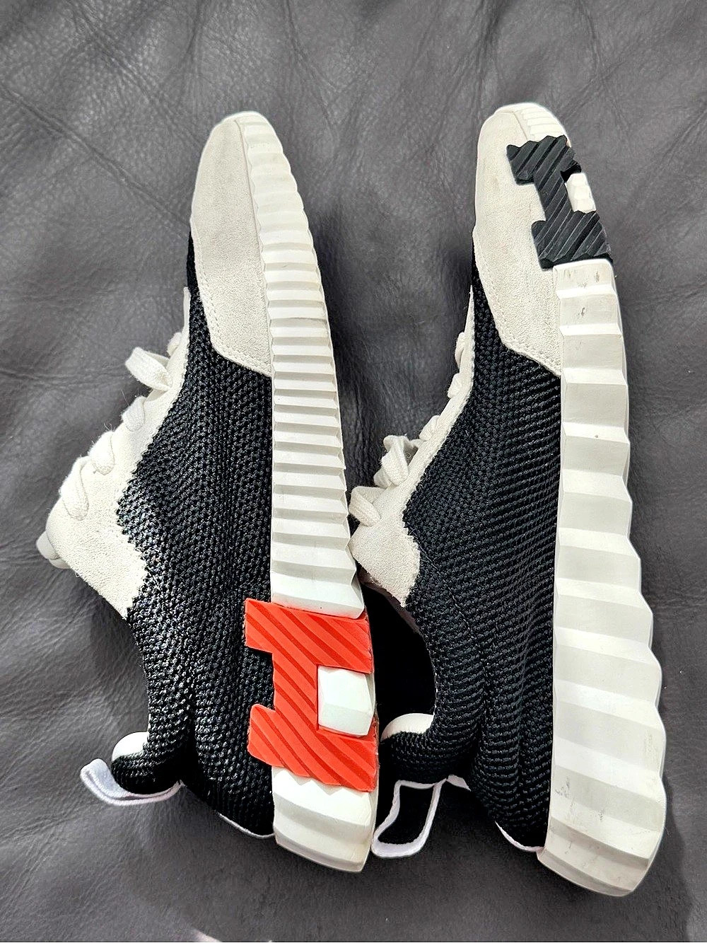 Hermès Bouncing Sneaker Black & Cream Sneakers 38 Size - Picture 8 of 17